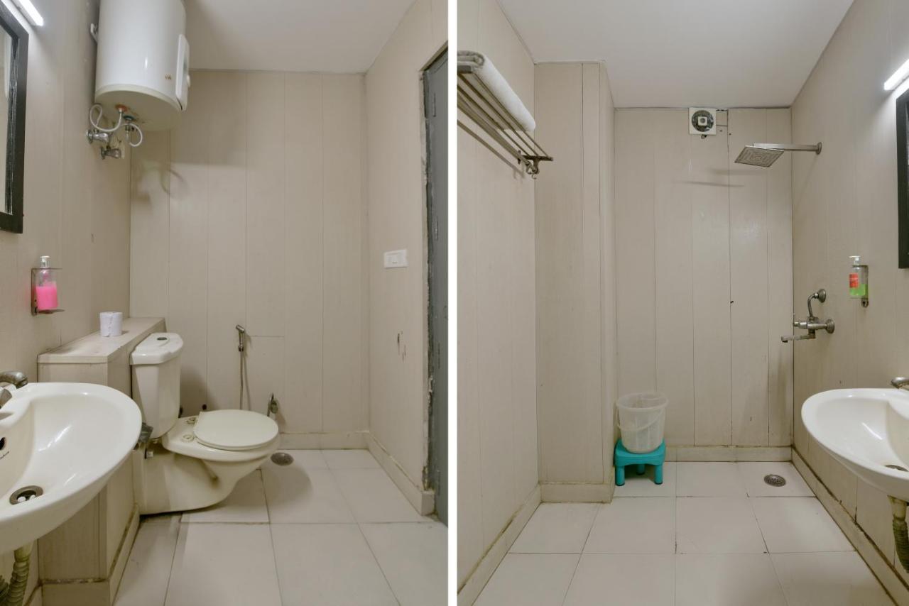 נוידה Divine Inn Couple Friendly Hotel Near Sector 51 Metro Station מראה חיצוני תמונה